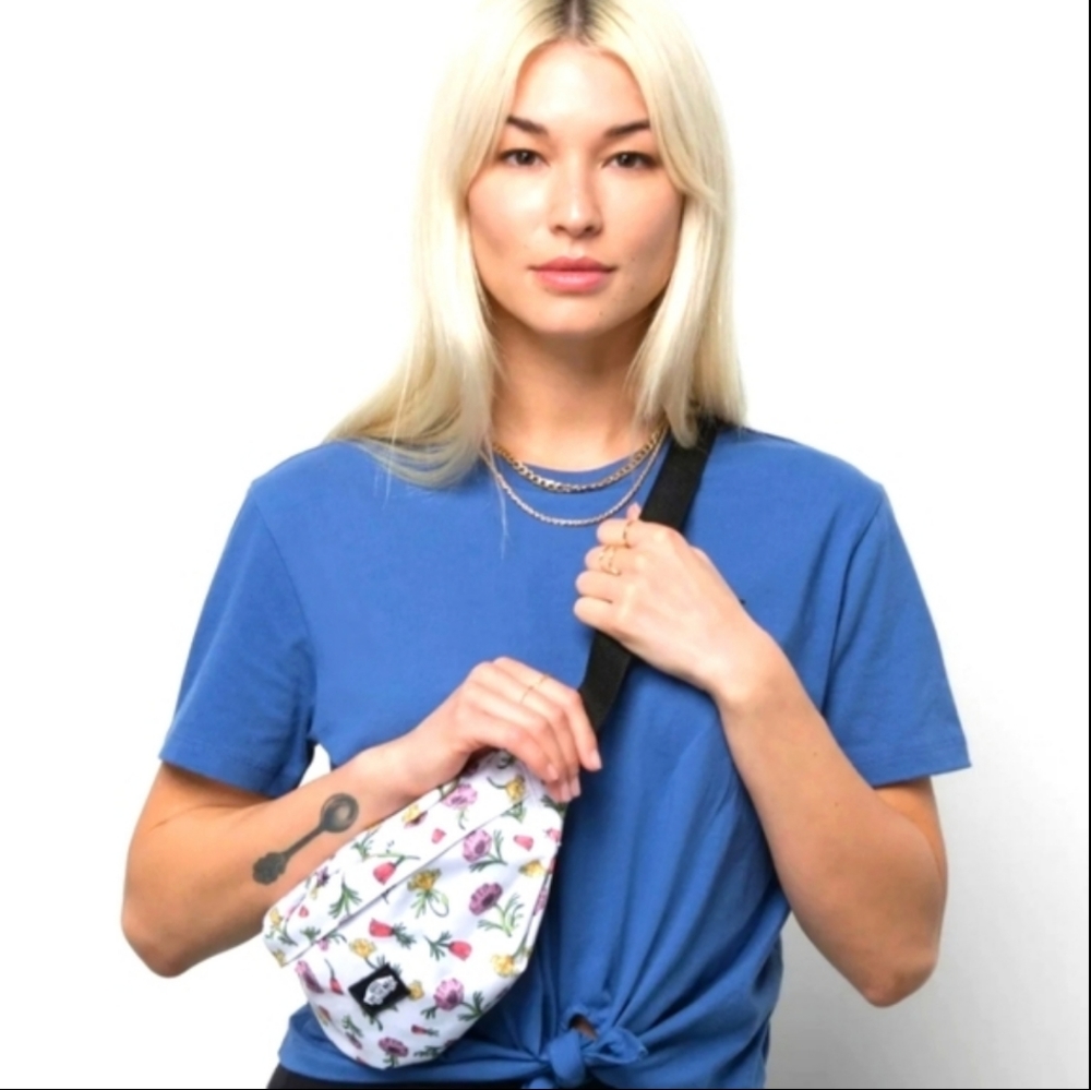Vans🌼Traveler🌷Fanny🌼Pack🌷NWT🌼